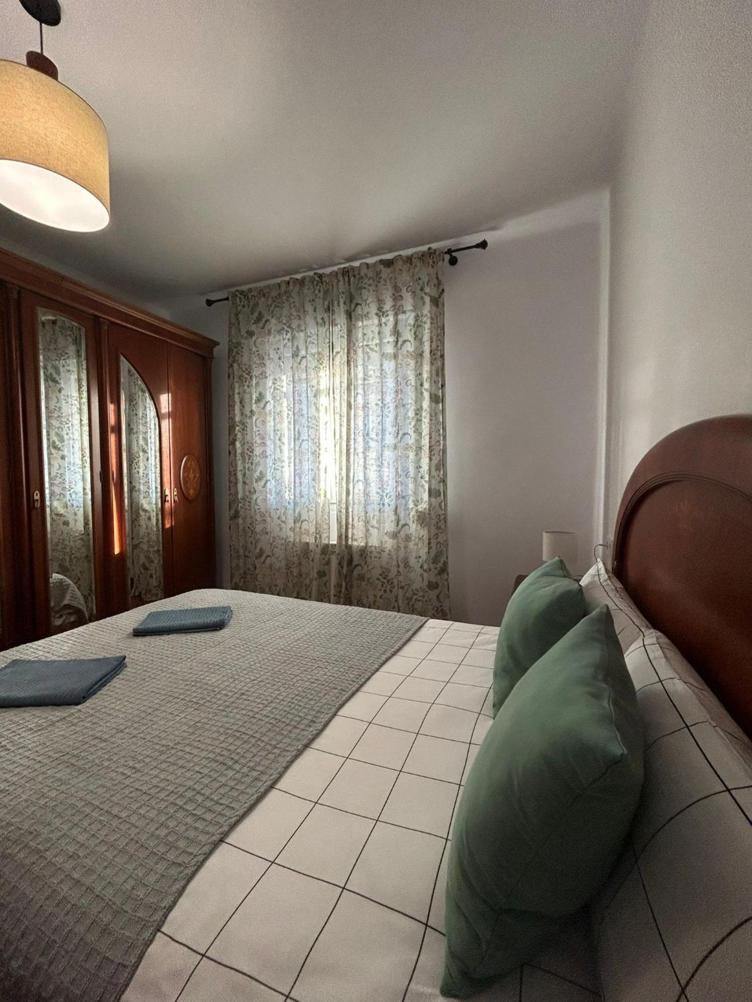 Apartamento Centrico ซานตานเดร์ ภายนอก รูปภาพ