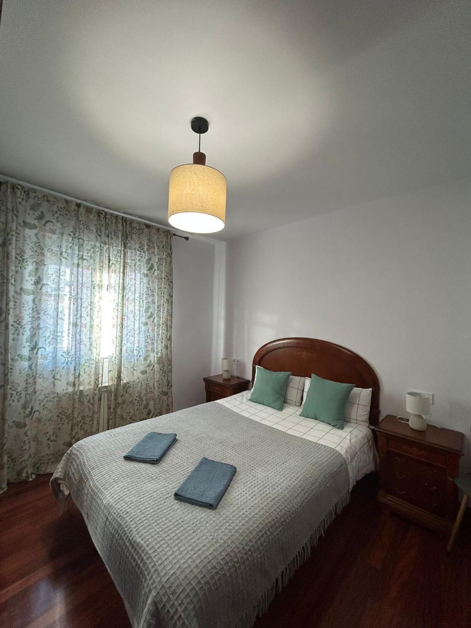 Apartamento Centrico ซานตานเดร์ ภายนอก รูปภาพ