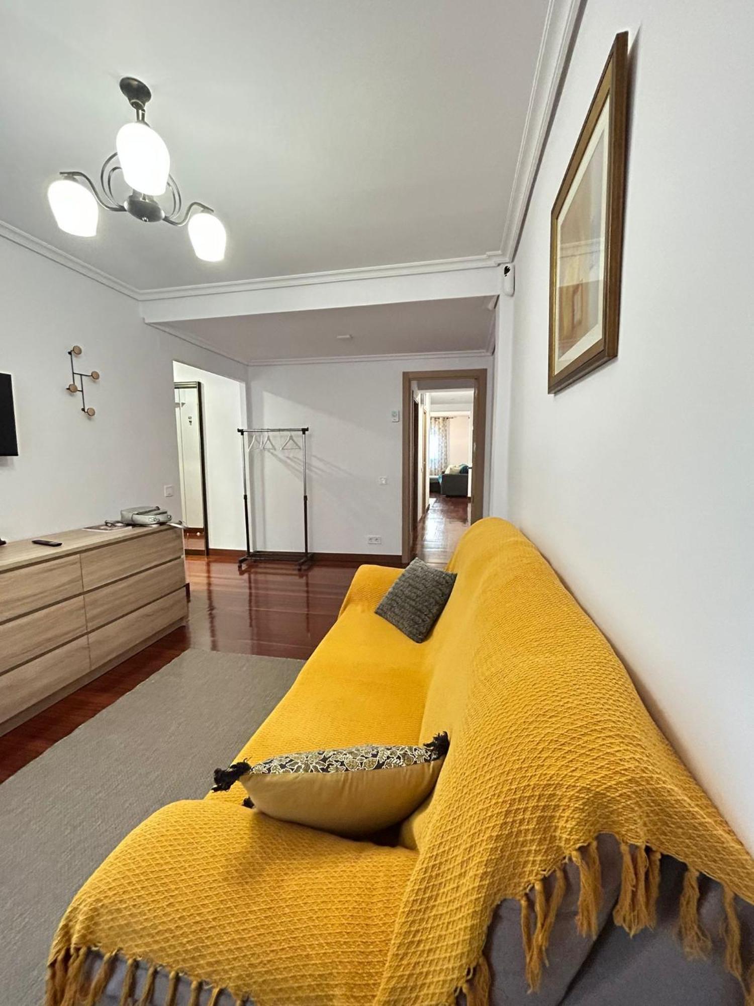 Apartamento Centrico ซานตานเดร์ ภายนอก รูปภาพ