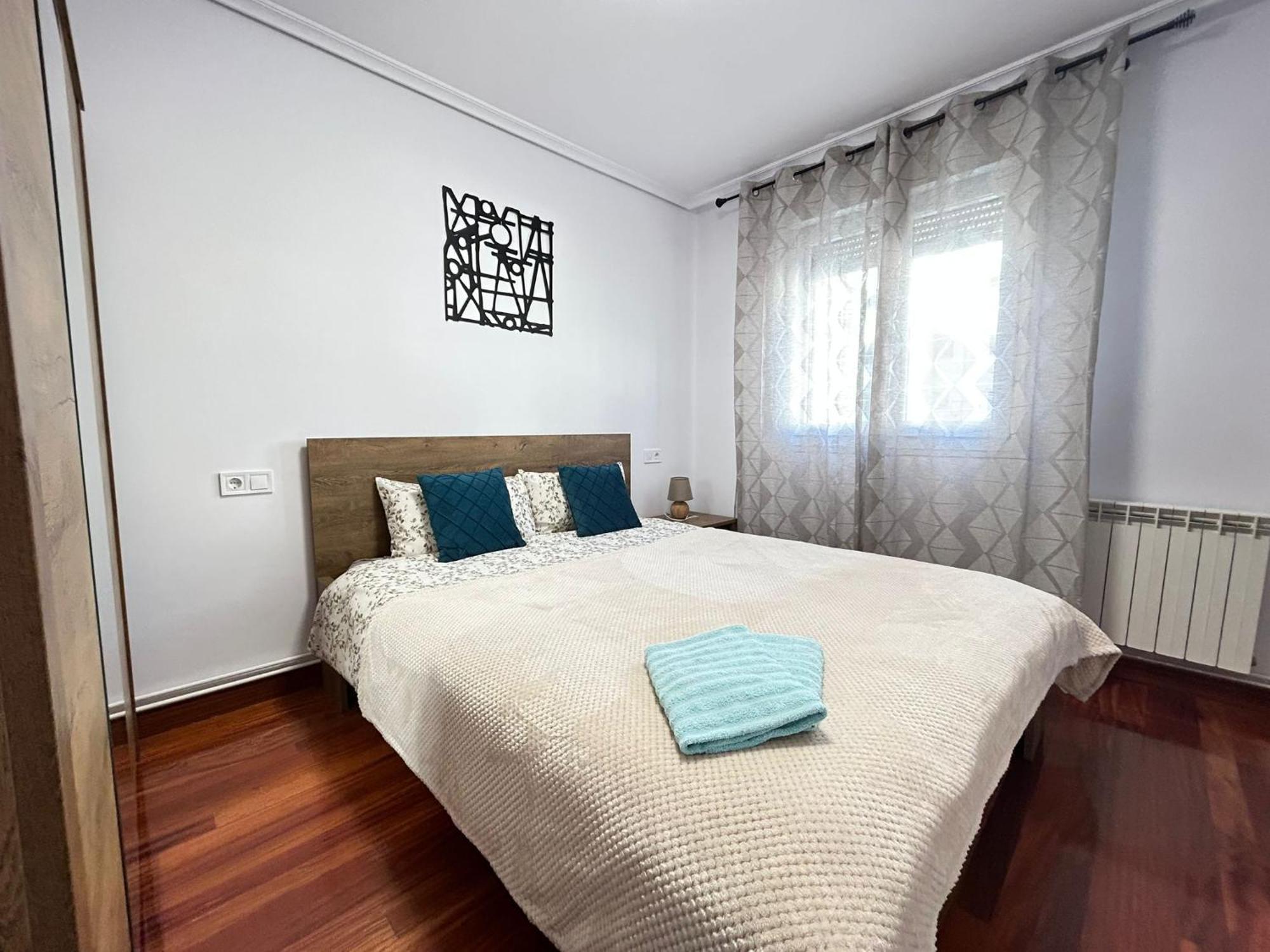 Apartamento Centrico ซานตานเดร์ ภายนอก รูปภาพ