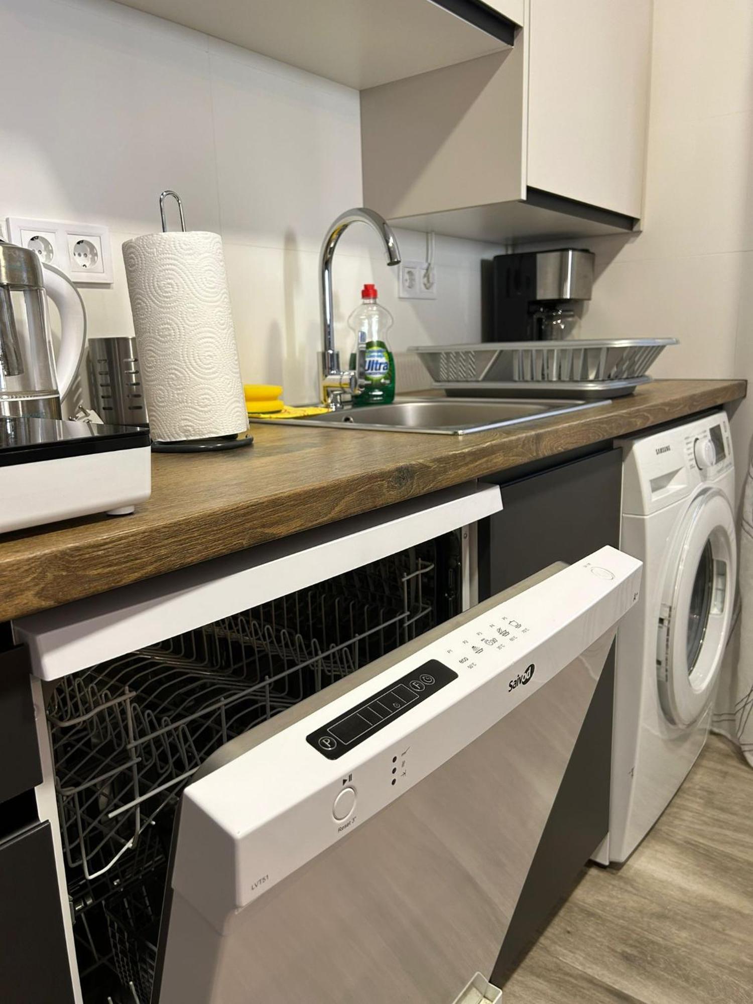 Apartamento Centrico ซานตานเดร์ ภายนอก รูปภาพ